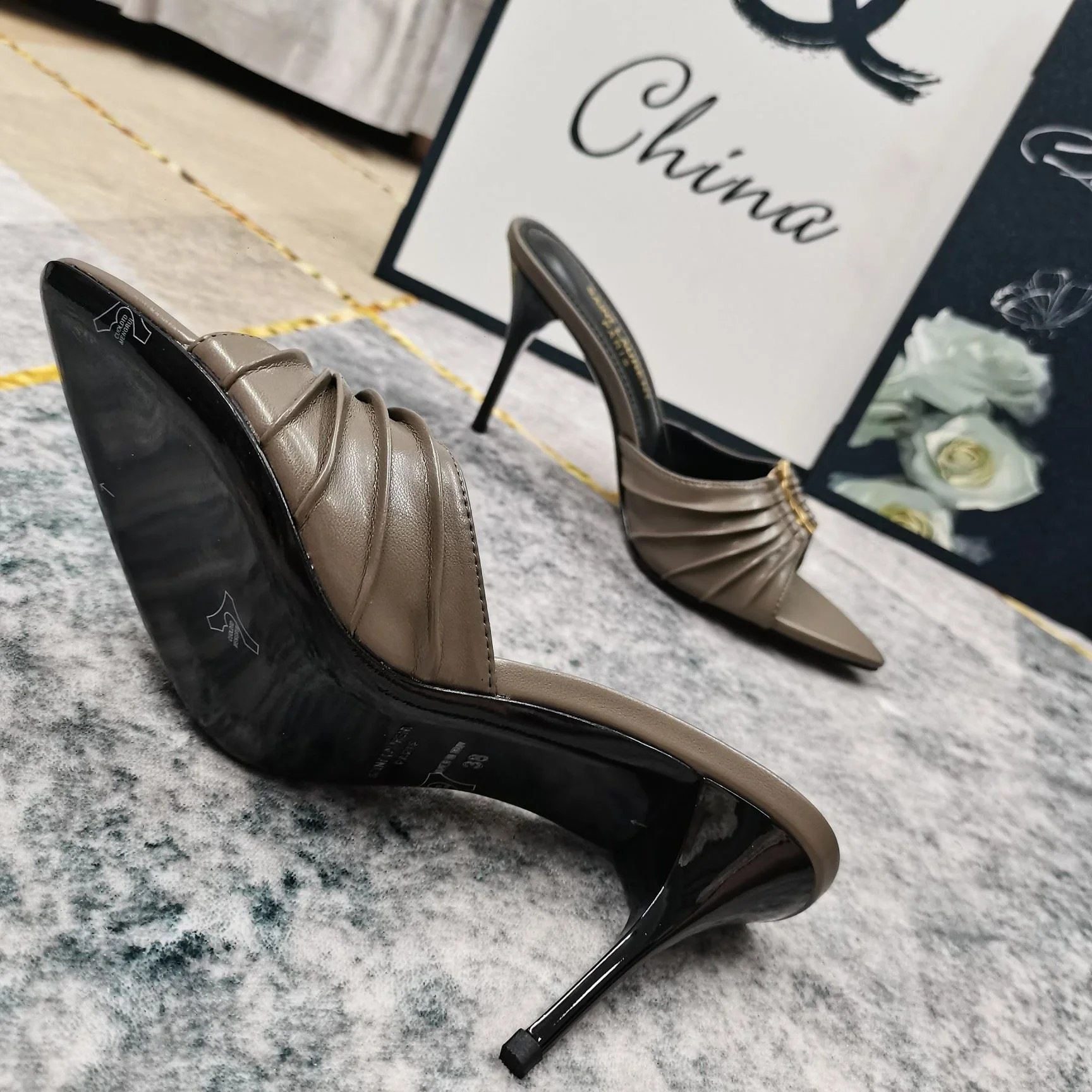Contemporary Ysl Sandals 5728