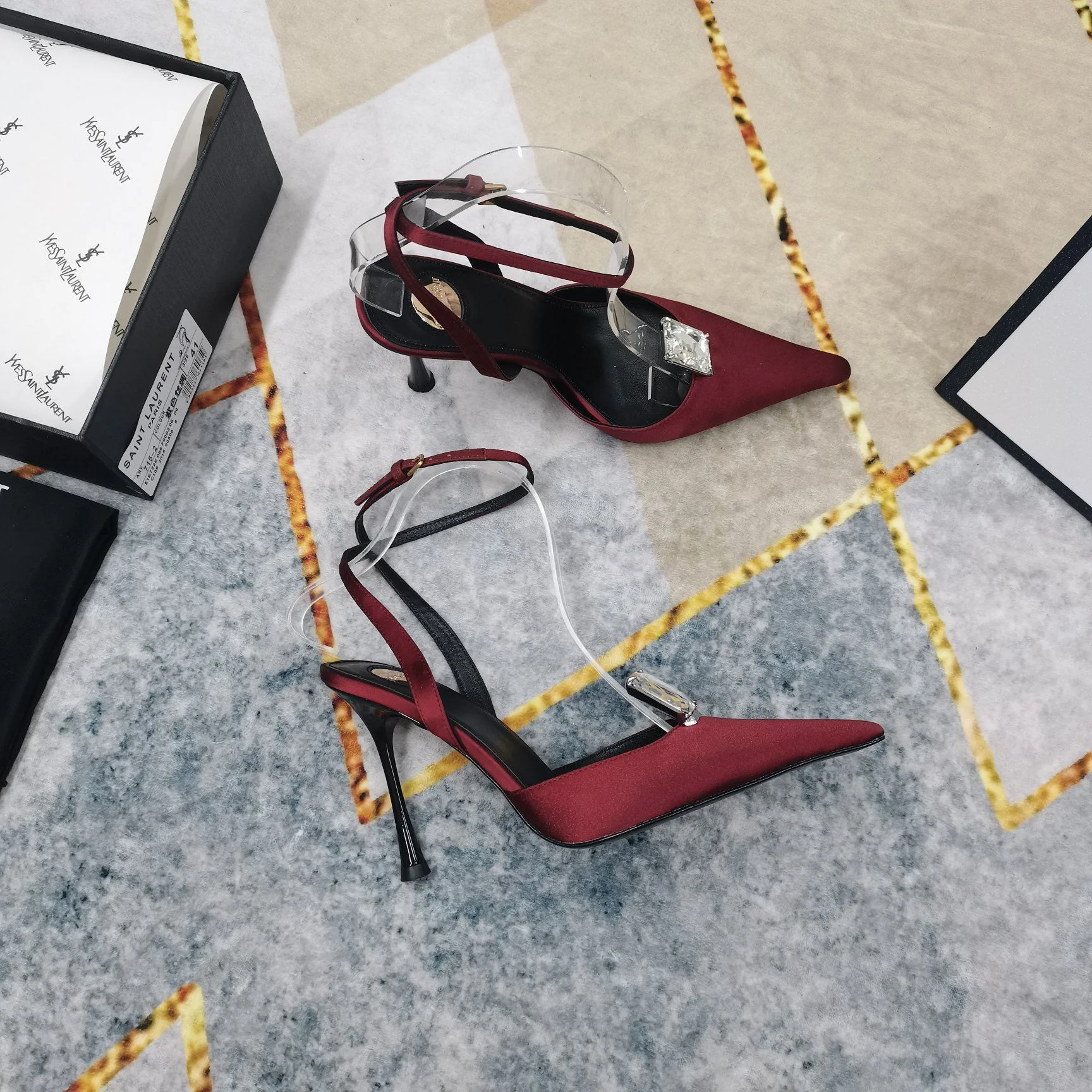 Ysl Sandals Breathable 5684