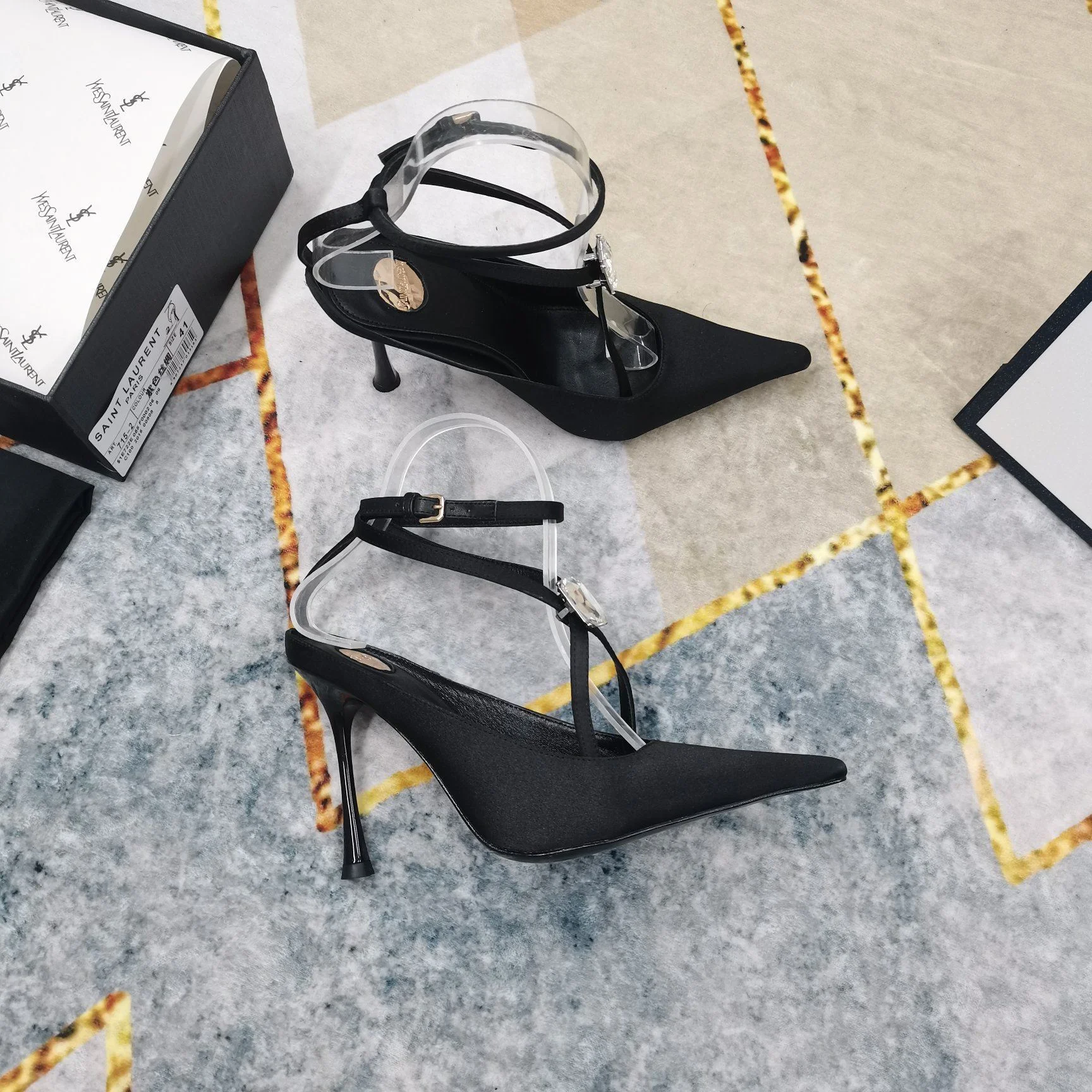 Ysl Sandals Effortless 5686