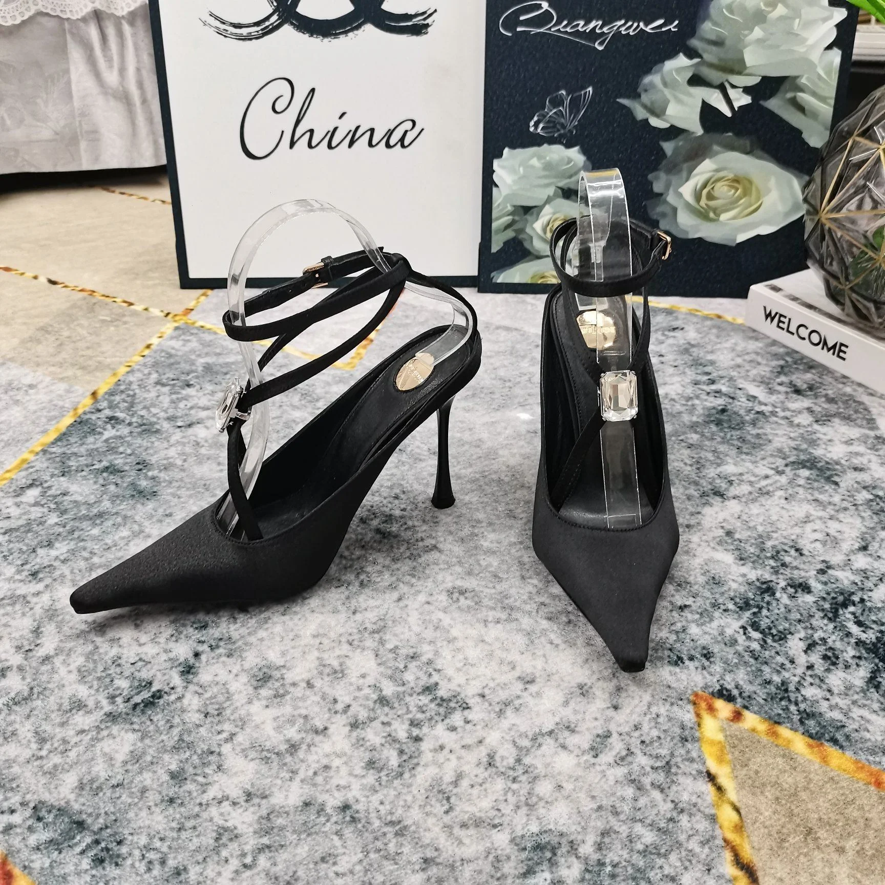 Ysl Sandals Effortless 5686
