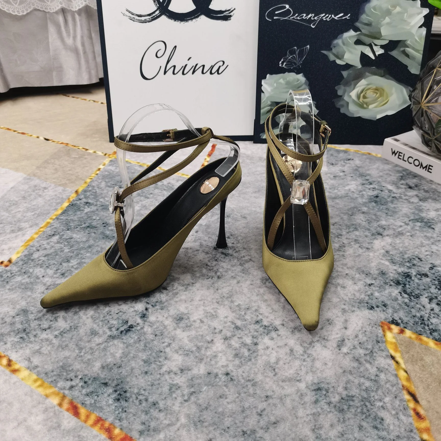 WellDesigned Ysl Sandals 5706