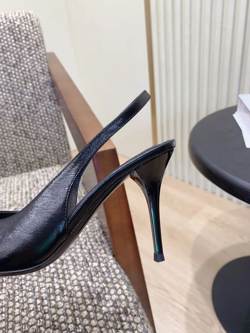 Ysl Sandals StreetReady 5702