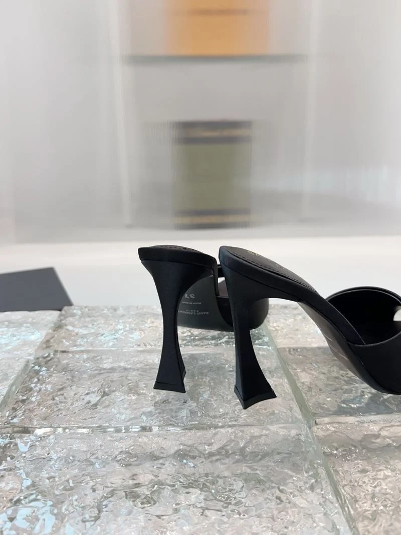 EasyCare Ysl Sandals 5688