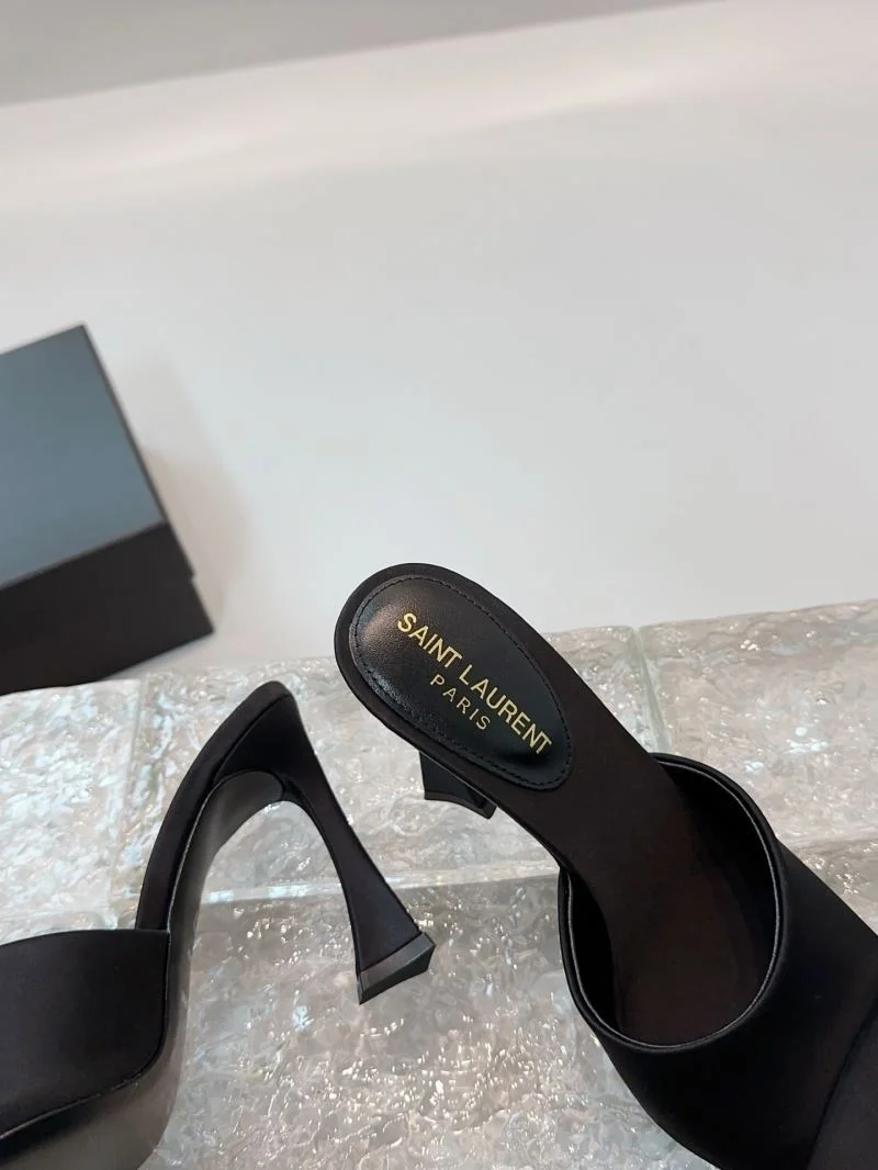 EasyCare Ysl Sandals 5688