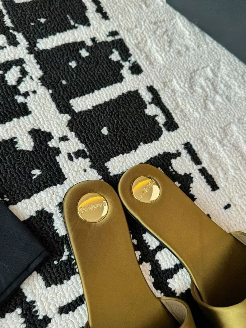Ysl Sandals Effortless 5606