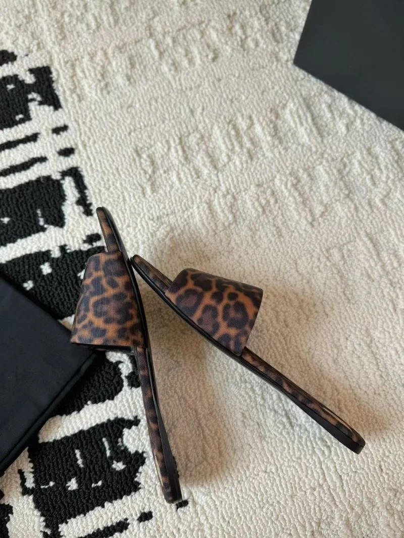 Ysl Sandals Lightweight 5705