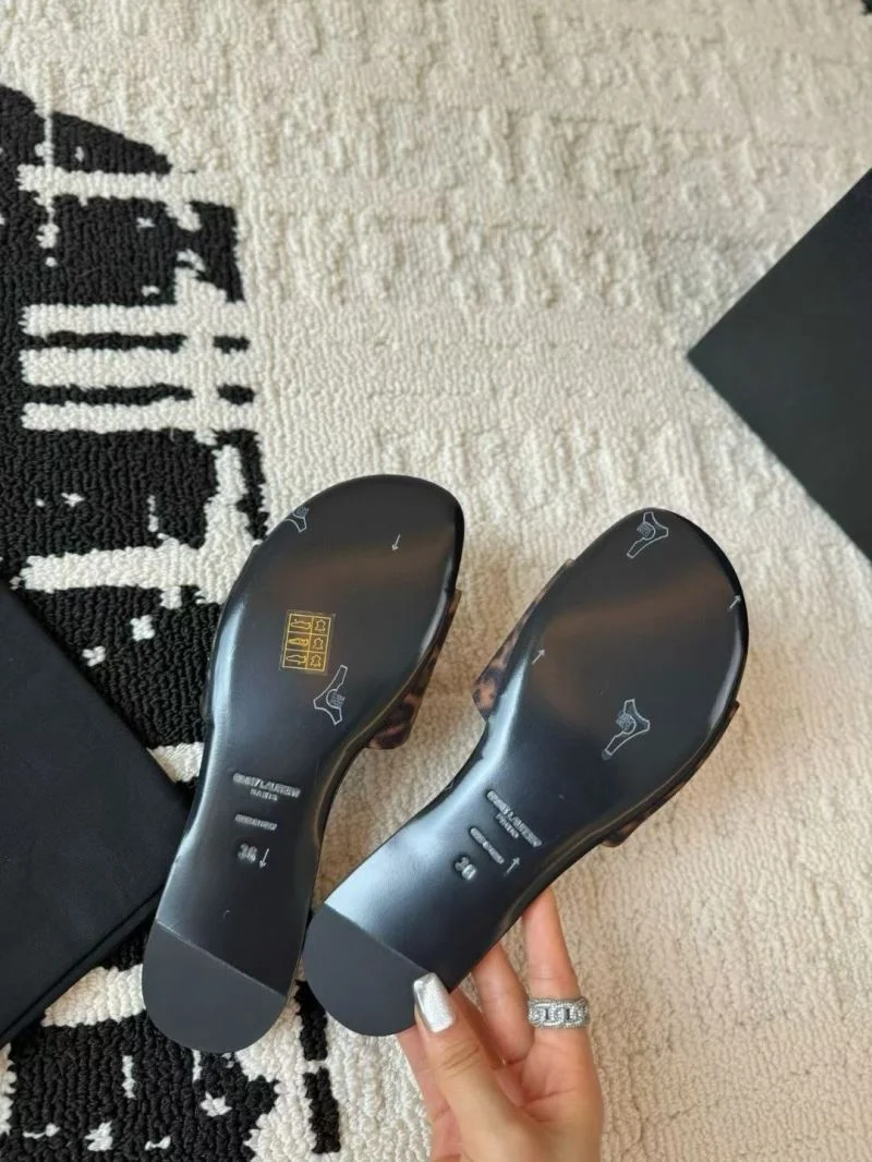 Ysl Sandals Lightweight 5705