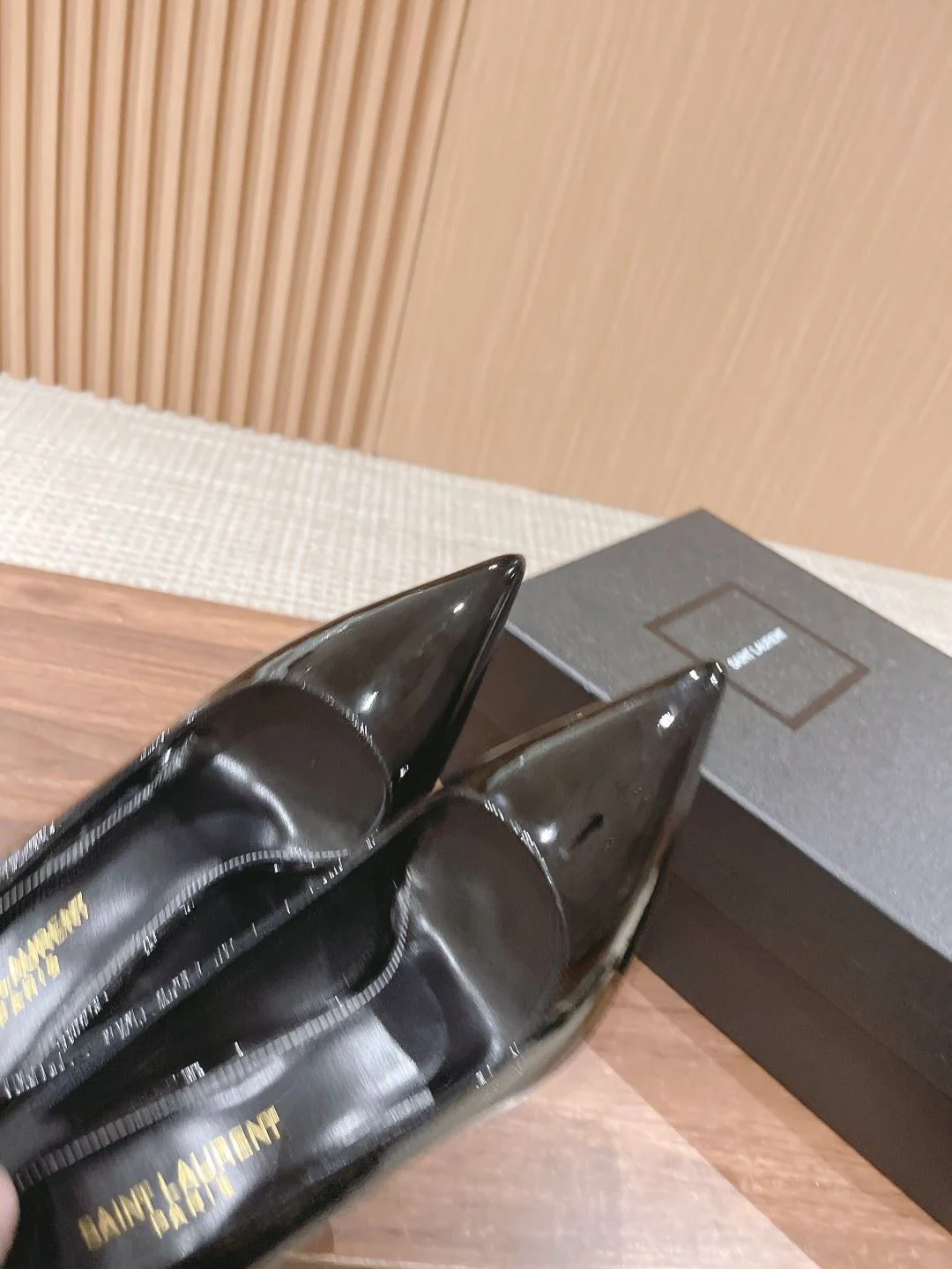 ComfortFit Ysl Shoes 5640