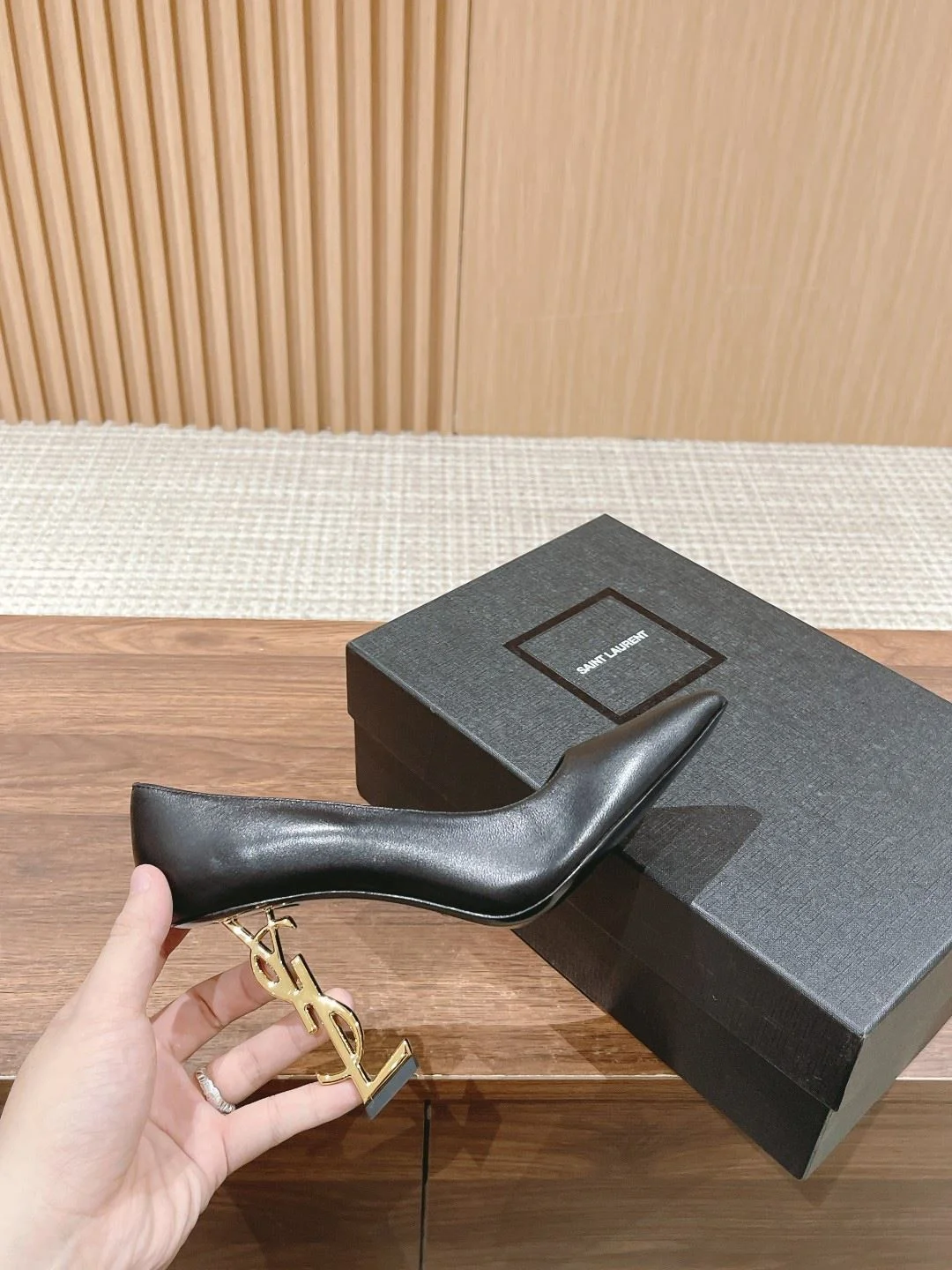 Sleek Ysl Shoes 5641