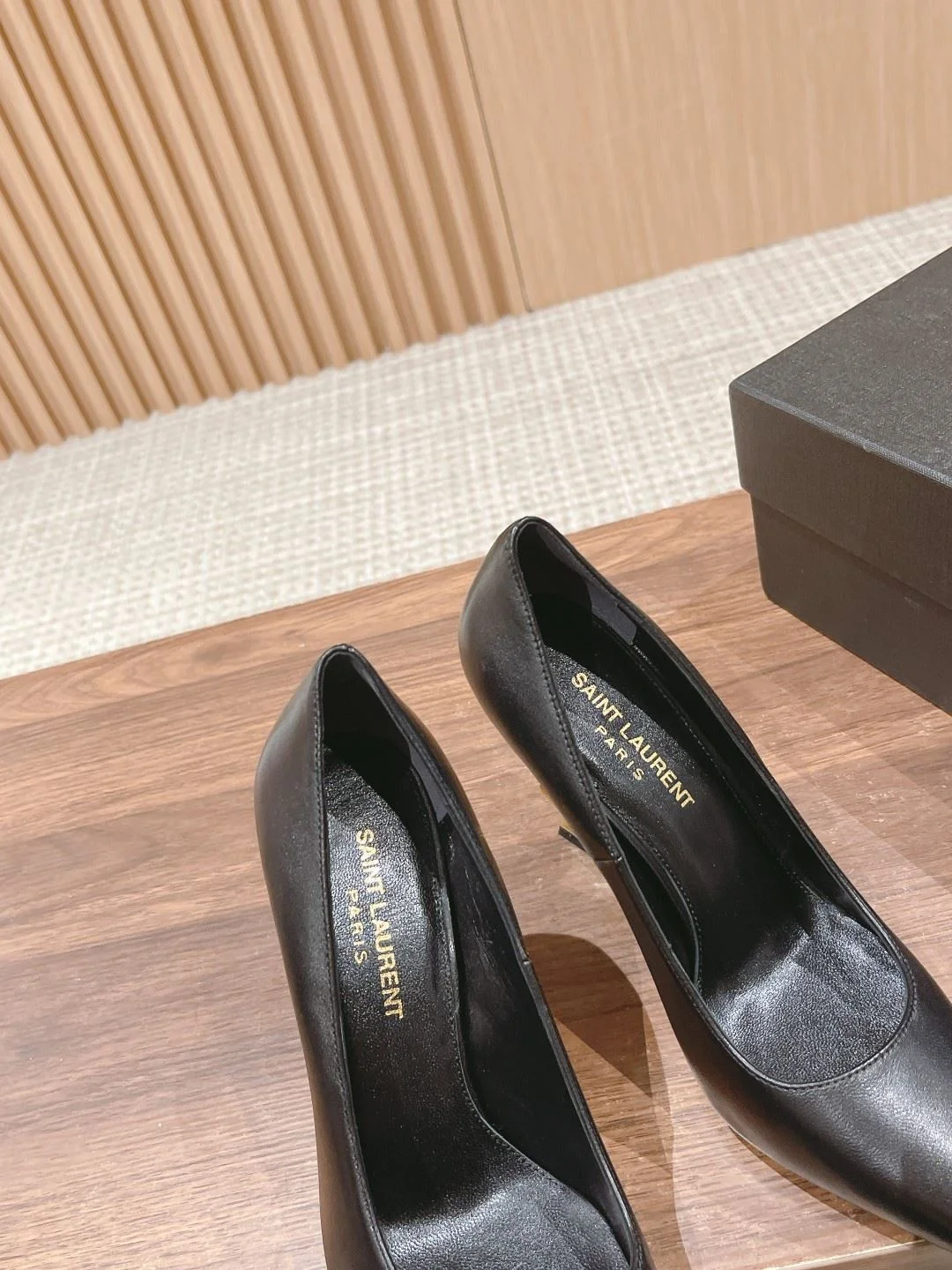 Sleek Ysl Shoes 5641