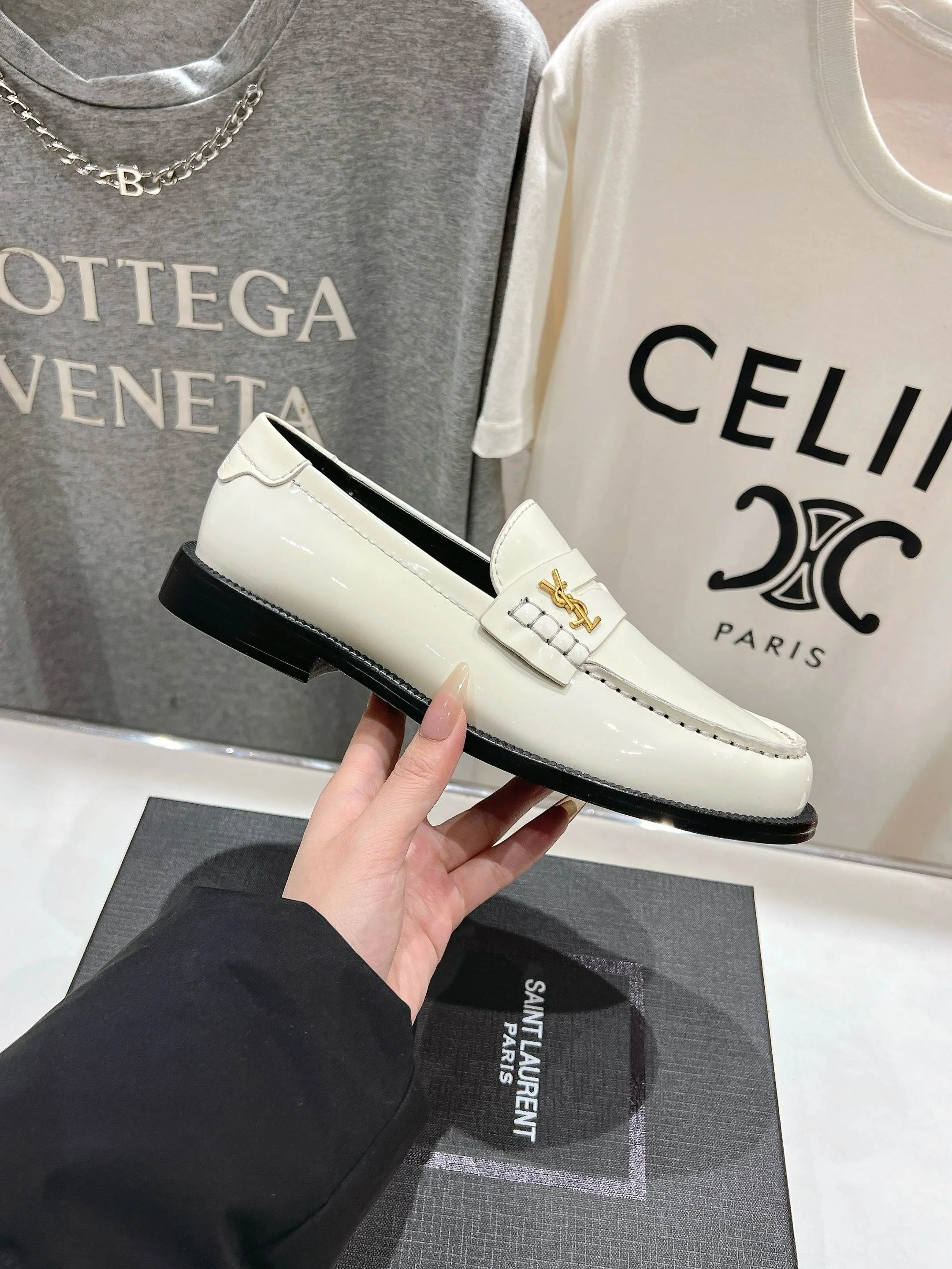 Ysl Shoes Snug 5604