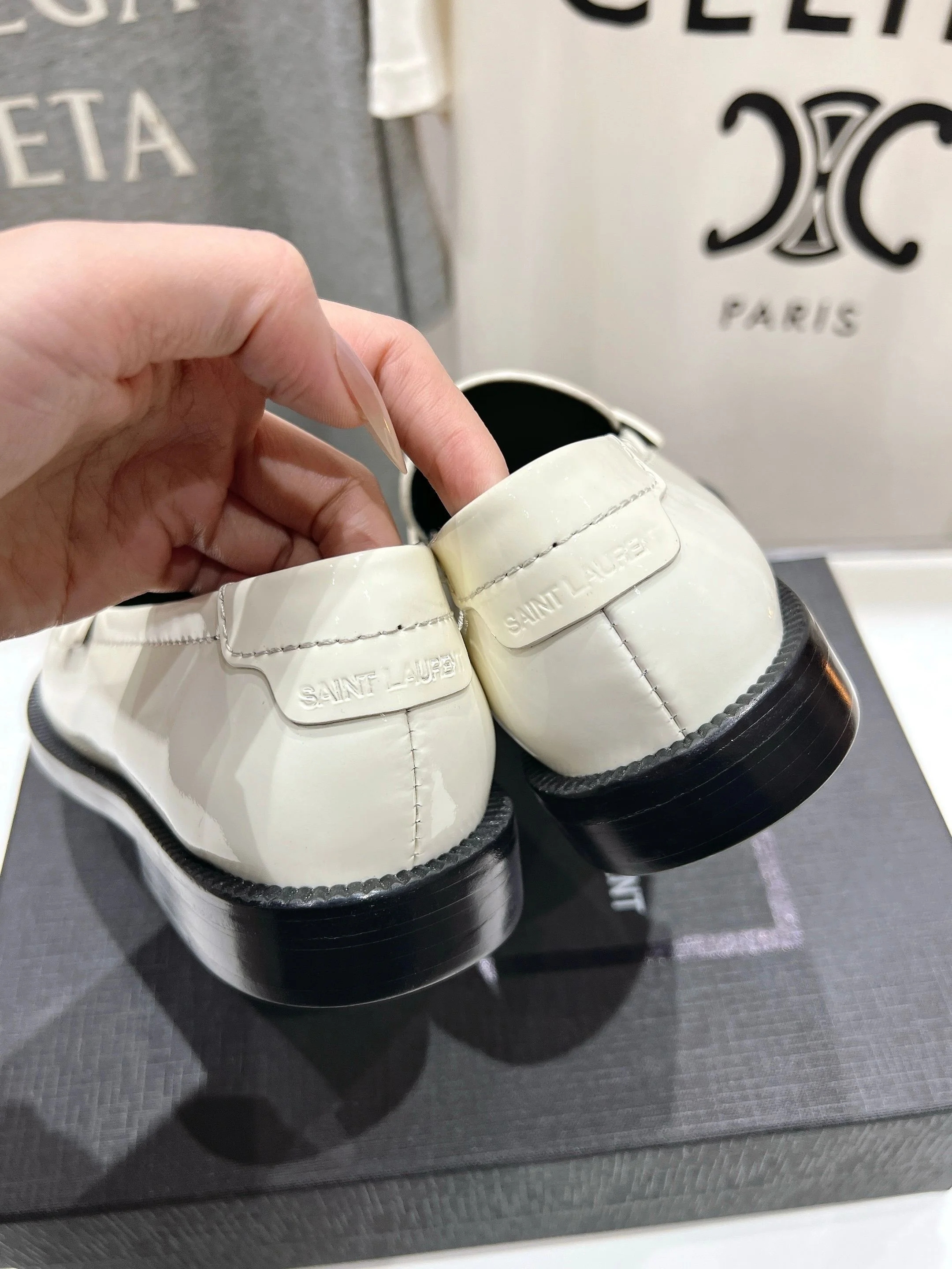 Ysl Shoes Snug 5604