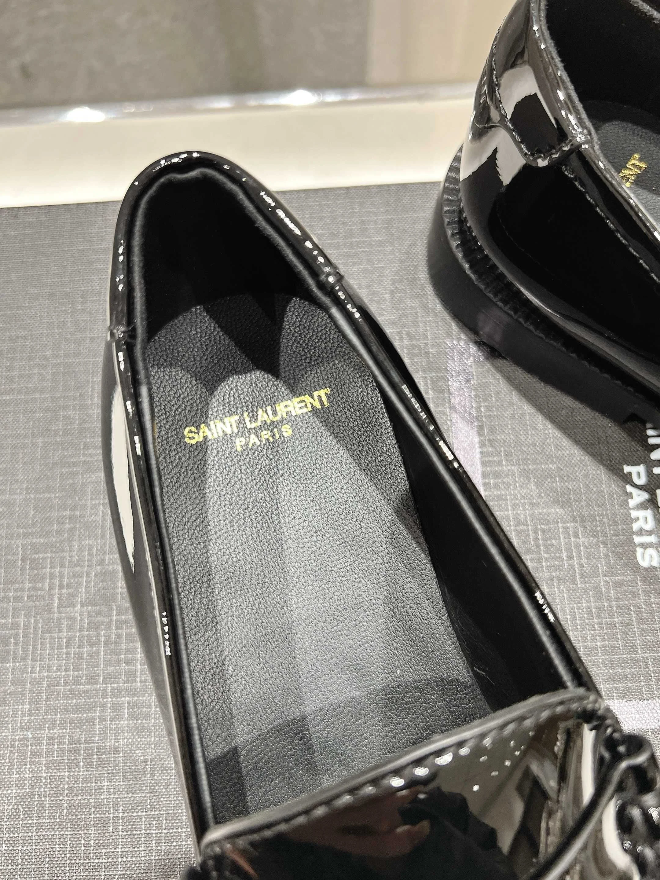 HighQuality Ysl Shoes 5602