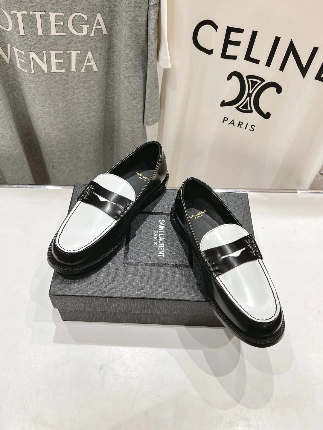 Unisex Ysl Shoes 5605