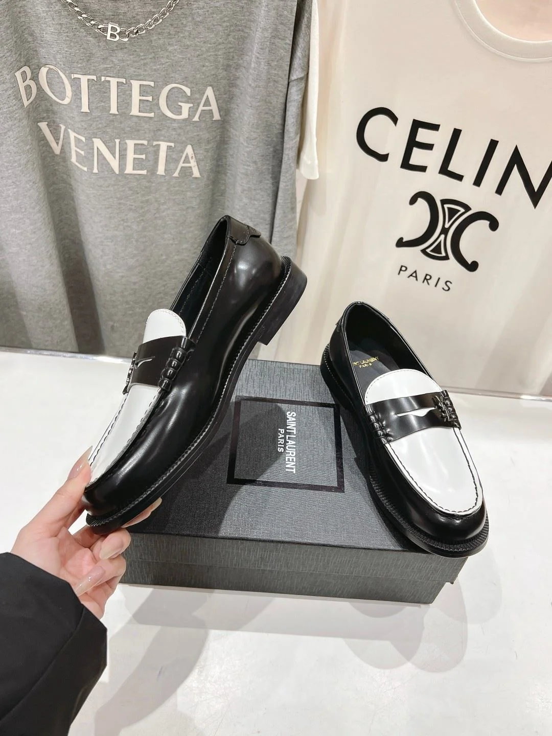 Unisex Ysl Shoes 5605