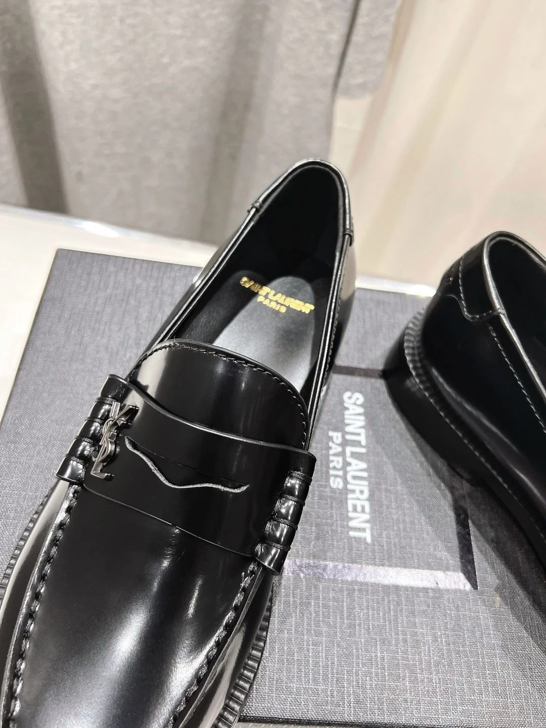 ModernLook Ysl Shoes 5584