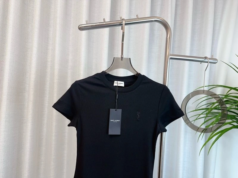 Ysl T-Shirts Attractive 153185