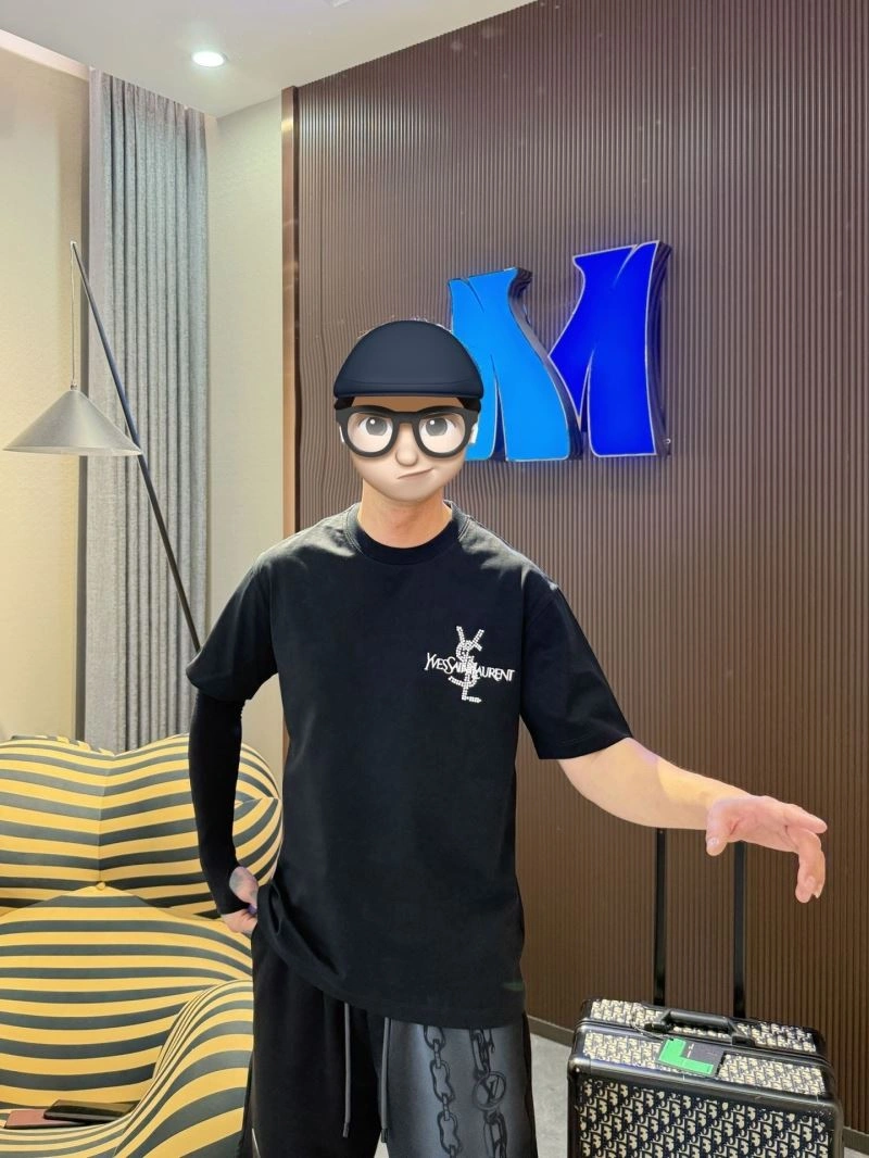 UrbanChic Ysl T-Shirts 158002